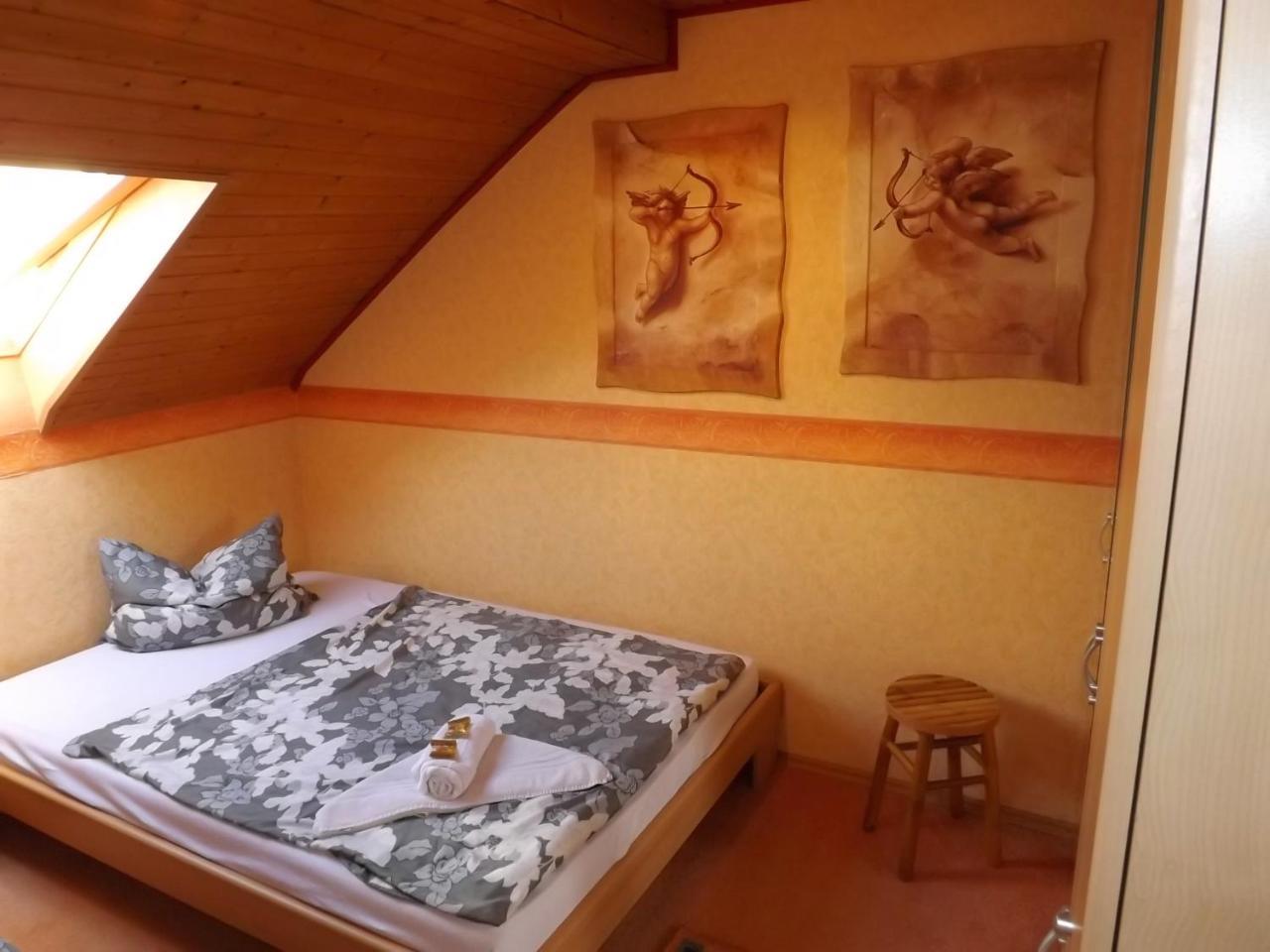 מלון בון Boardinghouse Castell מראה חיצוני תמונה